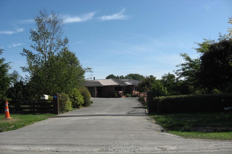 Photo of property in 52 Tarbottons Road, Tinwald, Ashburton, 7700