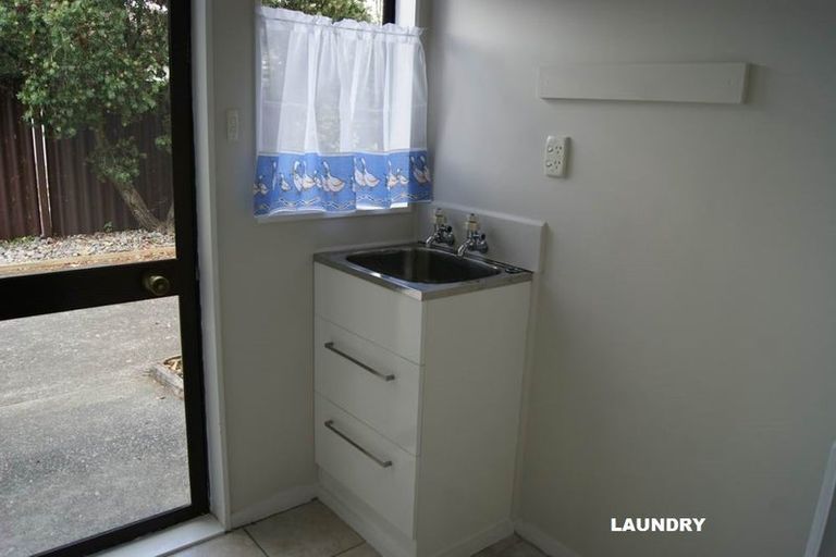 Photo of property in 13 Balloch Street, Randwick Park, Auckland, 2105