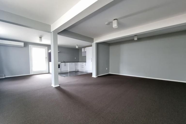 Photo of property in 22 Tamar Street, Island Bay, Wellington, 6023