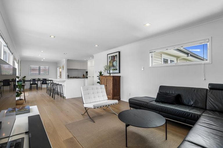 Photo of property in 32 Hinewa Road, Otumoetai, Tauranga, 3110