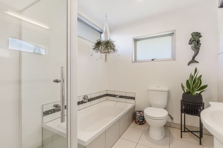 Photo of property in 3 Lemari Avenue, Stoke, Nelson, 7011