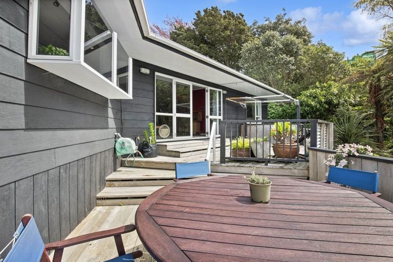 Photo of property in 23 Renown Road, Raumati South, Paraparaumu, 5032