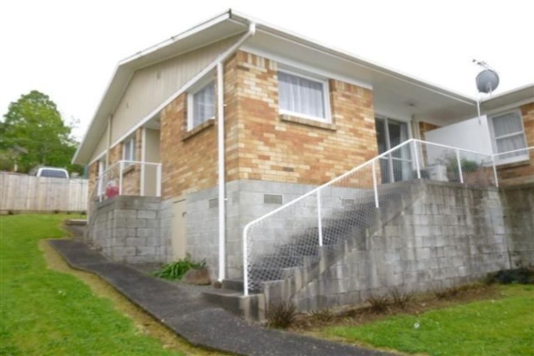 Photo of property in 3/9 Scotland Place, Hillcrest, Hamilton, 3216