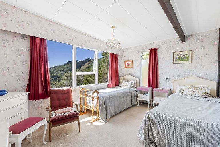 Photo of property in 72 Leinster Avenue, Raumati South, Paraparaumu, 5032