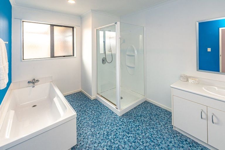 Photo of property in 36 Kakaho Drive, Tawhero, Whanganui, 4501