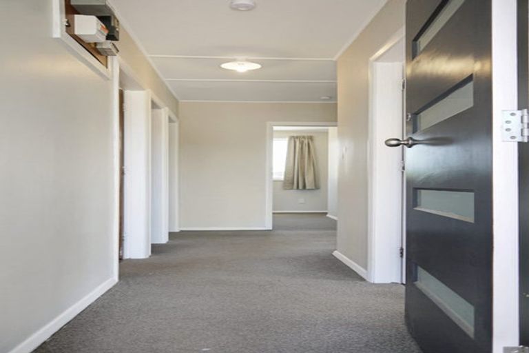 Photo of property in 13-15 Gillespie Street, Taita, Lower Hutt, 5011