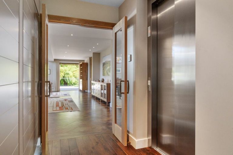 Photo of property in 49 Whakamoenga Point, Acacia Bay, Taupo, 3385