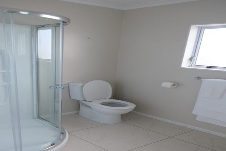 Photo of property in 1/15 Chatswood Grove, Fitzroy, New Plymouth, 4312