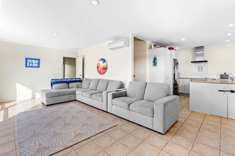 Photo of property in 19 Ata-mahina Way, Ruakaka, 0116