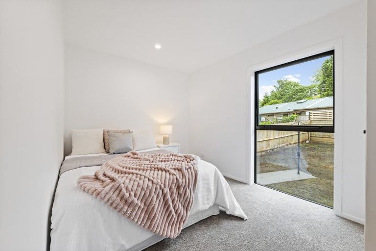 Photo of property in 11 Marina Grove, Frankleigh Park, New Plymouth, 4310