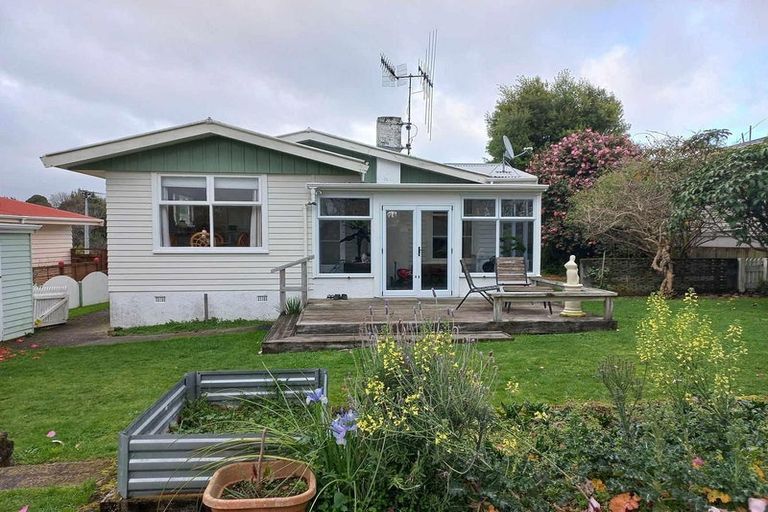 Photo of property in 29 Highbury Drive, Levin, 5510