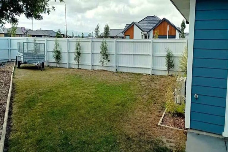 Photo of property in 2/2 Taita Drive, Boulcott, Lower Hutt, 5011