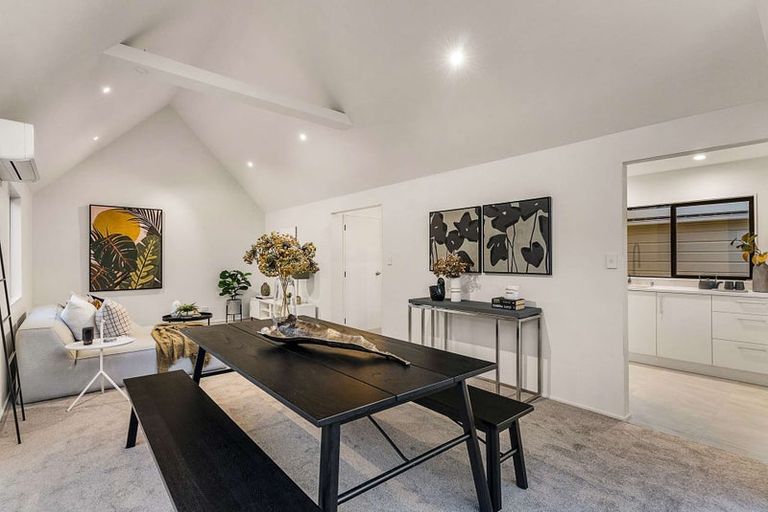 Photo of property in 2/30 Tristram Avenue, Forrest Hill, Auckland, 0620