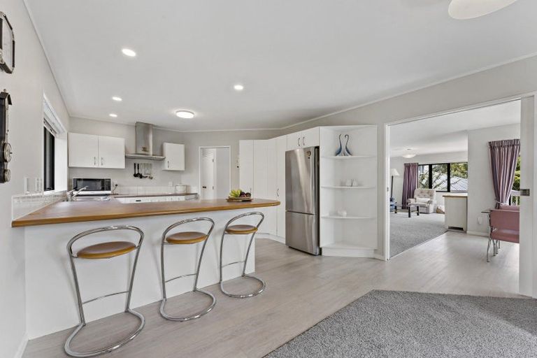 Photo of property in 87 Glenvar Road, Torbay, Auckland, 0630