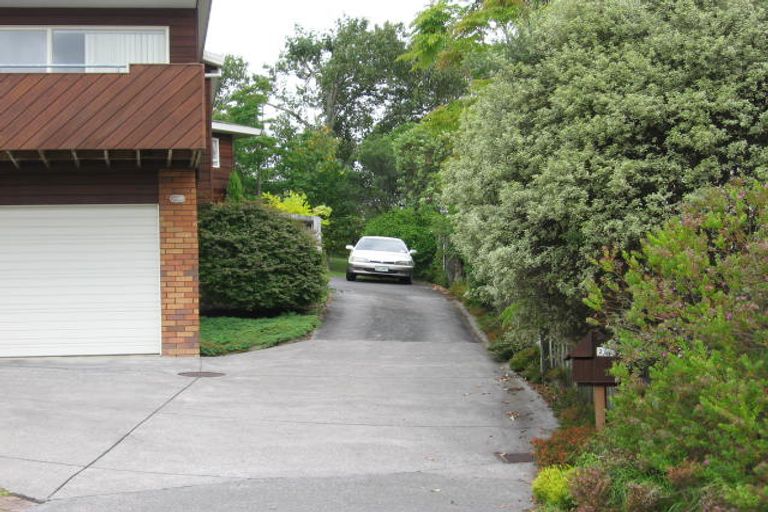 Photo of property in 1/7 Delamare Court, Sunnynook, Auckland, 0632