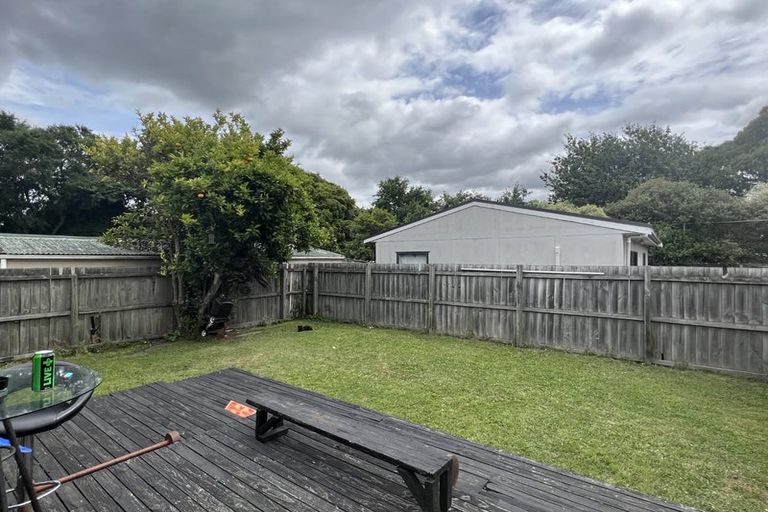 Photo of property in 32 Curletts Road, Sockburn, Christchurch, 8042