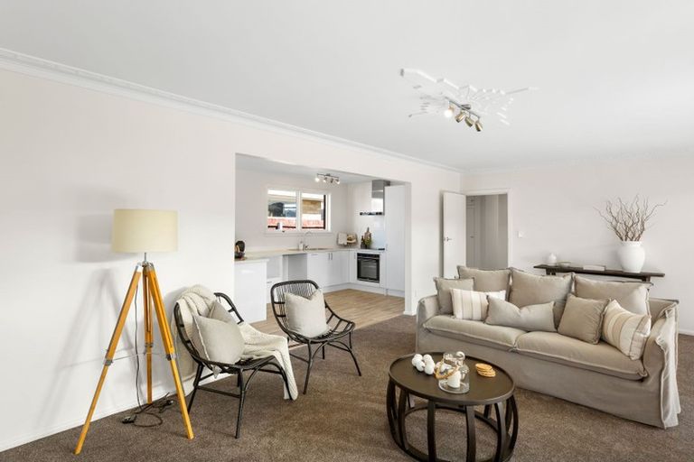 Photo of property in 11 Waratah Street, Avondale, Christchurch, 8061