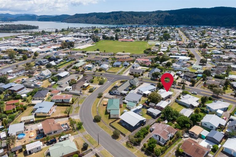 Photo of property in 229 Chartwell Avenue, Whangamata, 3620