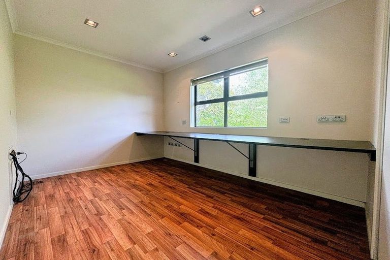 Photo of property in 119 Helenslee Road, Pokeno, 2472