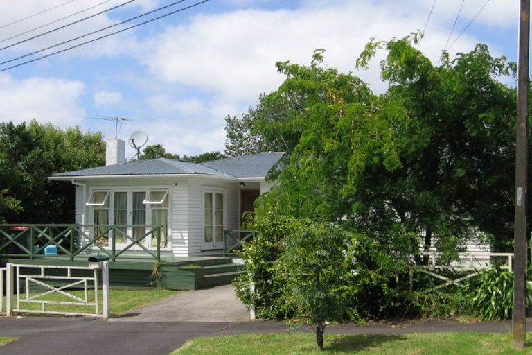 Photo of property in 17 Dickey Street, New Windsor, Auckland, 0600