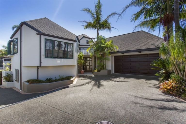 Photo of property in 45b Takutai Avenue, Half Moon Bay, Auckland, 2012