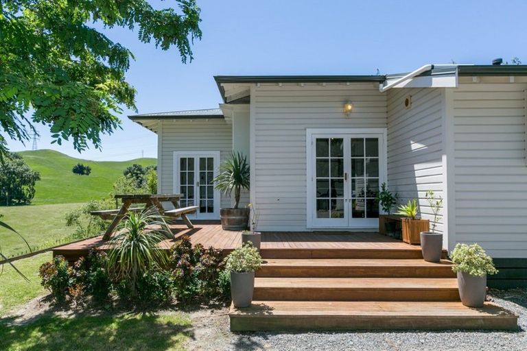 Photo of property in 144 Springfield Road, Taradale, Napier, 4183