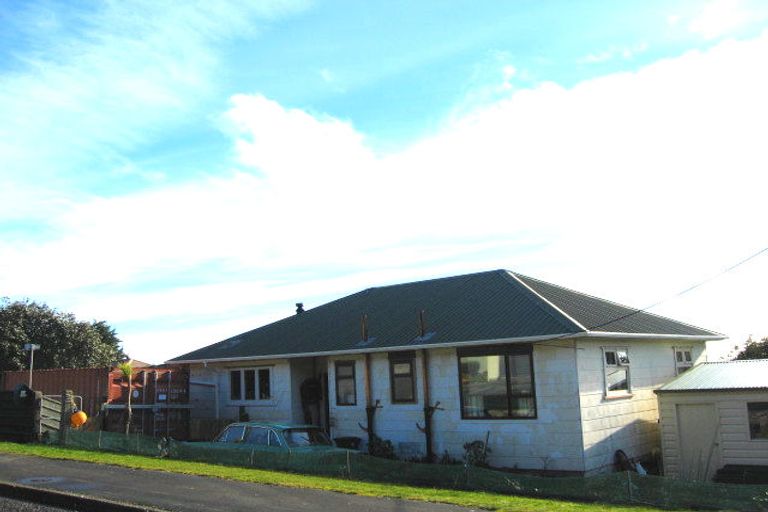 Photo of property in 23 Pearce Street, Bluff, 9814