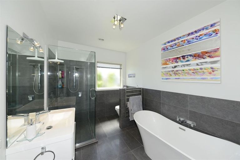 Photo of property in 97 Roydvale Avenue, Burnside, Christchurch, 8053