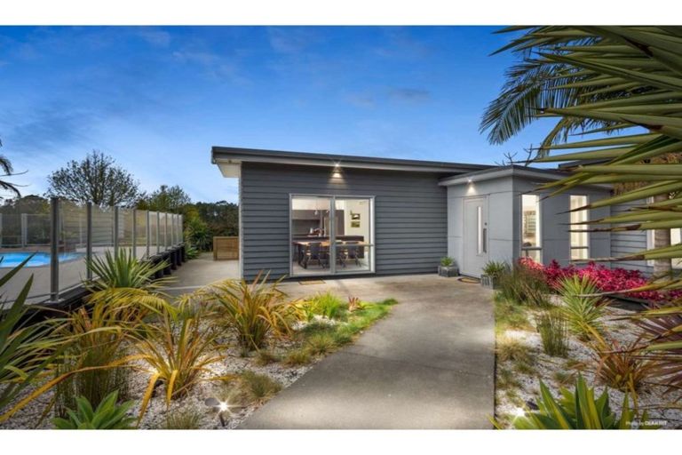 Photo of property in 12 Access Heights, Kerikeri, 0230