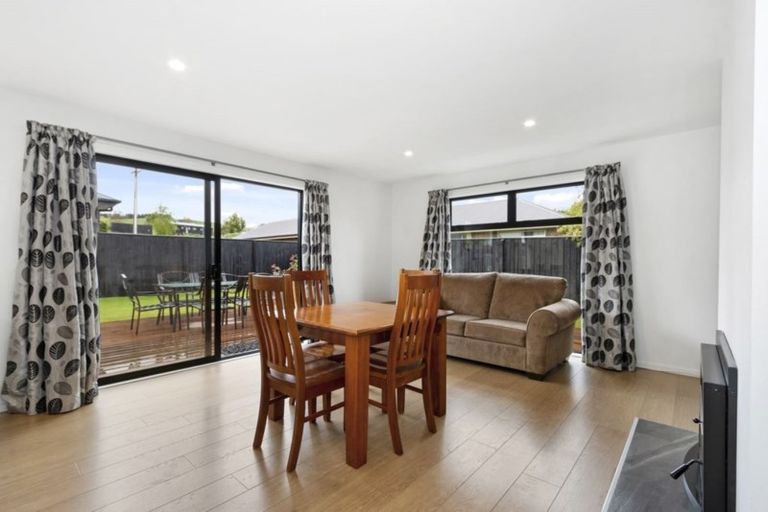 Photo of property in 28 Wineberry Avenue, Amberley, 7410