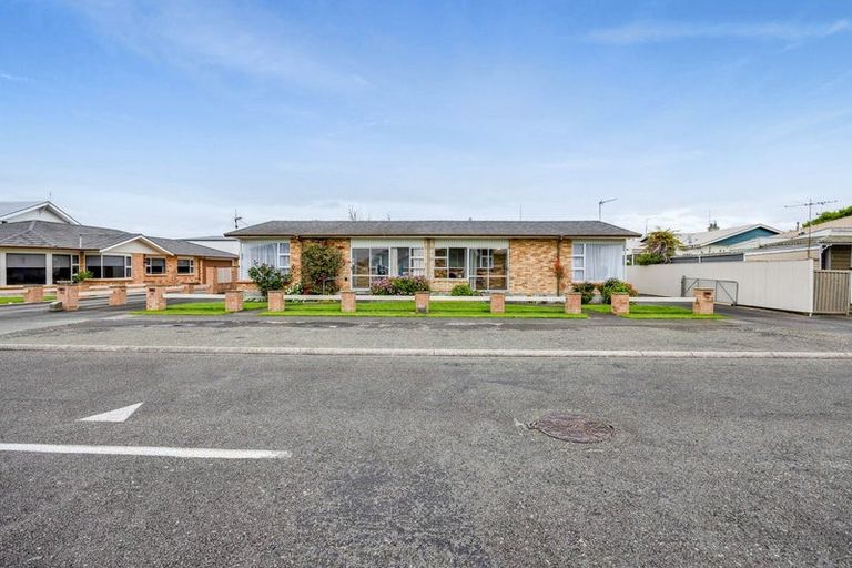 Photo of property in 15 Grey Street, Hawera, 4610