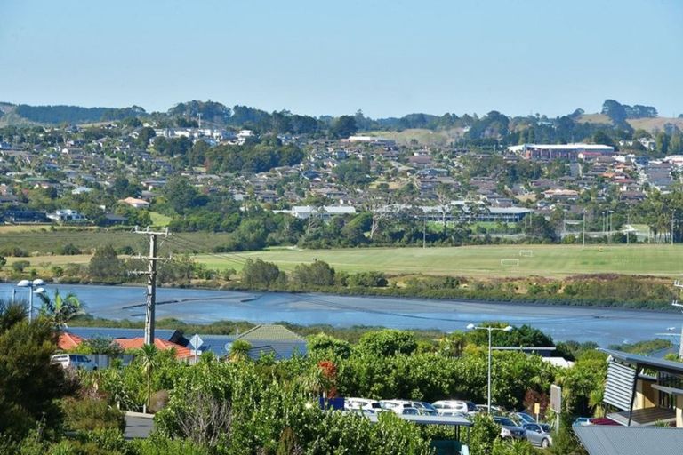 Photo of property in 66 Maire Road, Orewa, 0931