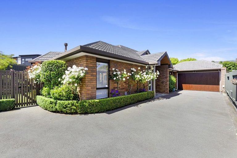 Photo of property in 3 Colin Grove, Hutt Central, Lower Hutt, 5010