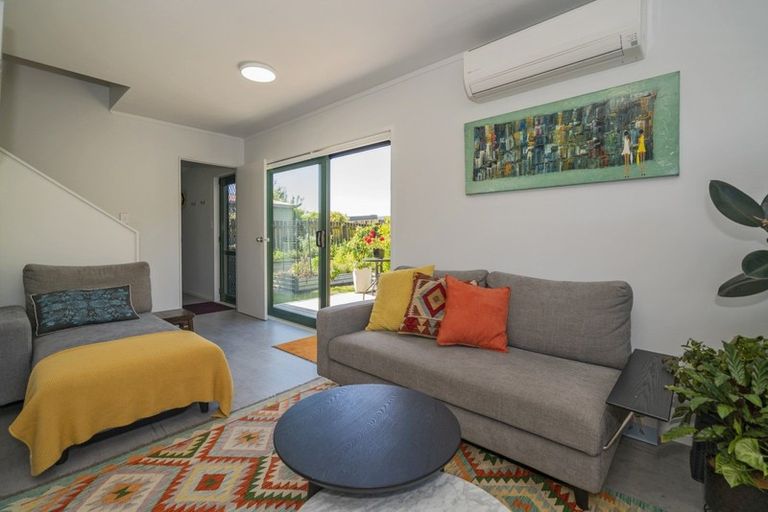 Photo of property in 17 White Street, Whitianga, 3510