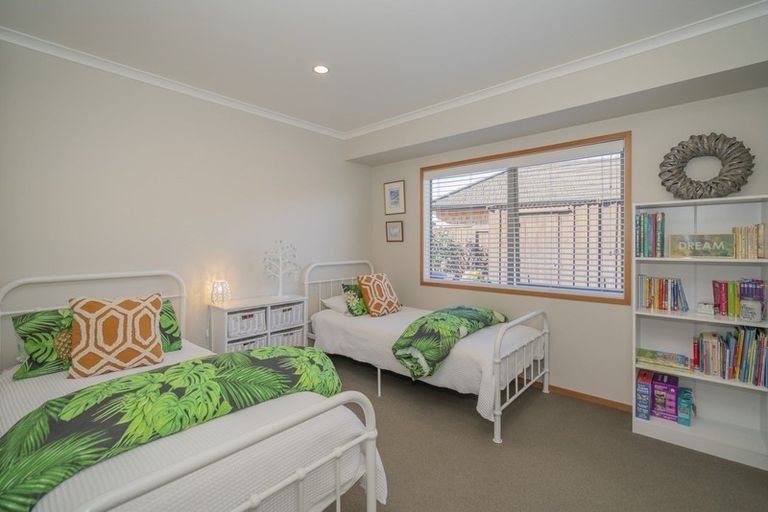 Photo of property in 73 Cholmondeley Crescent, Whitianga, 3510