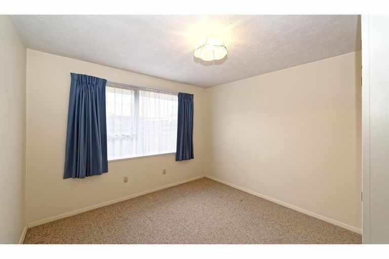 Photo of property in 2/16 Leslie Street, Upper Riccarton, Christchurch, 8041