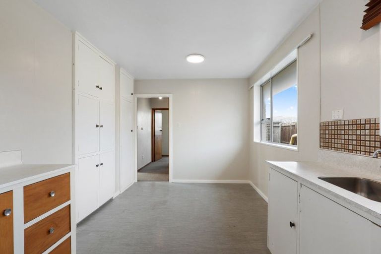 Photo of property in 69 Arran Crescent, Woolston, Christchurch, 8062
