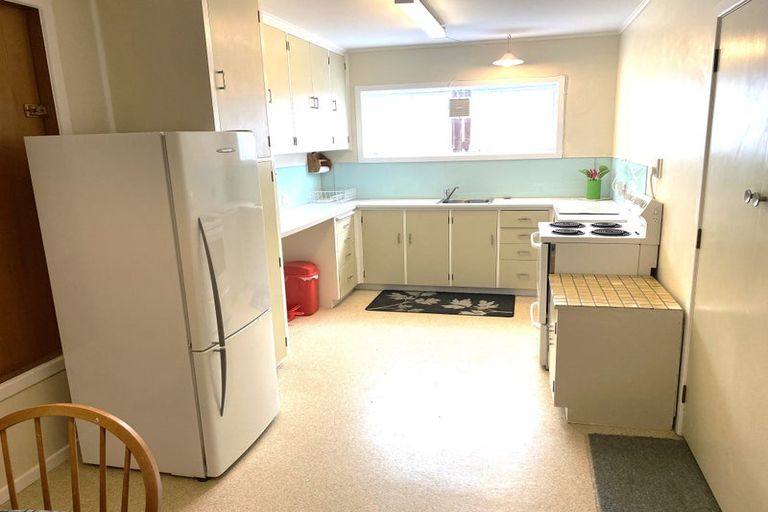 Photo of property in 44 Ahuriri Street, Strathmore Park, Wellington, 6022