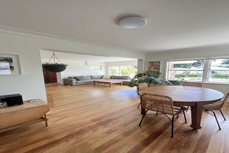Photo of property in 1/16 Callis Avenue, Opaheke, Papakura, 2113