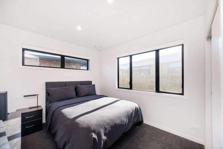 Photo of property in 58 Kanuka Drive, Hokowhitu, Palmerston North, 4410