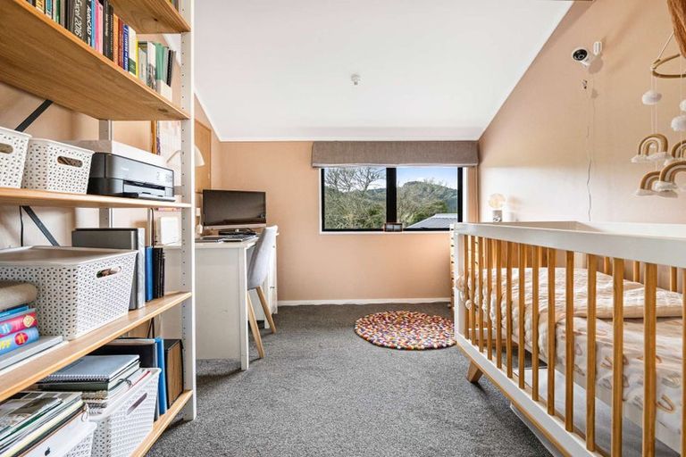 Photo of property in 61 Kanuka Road, Bombay, 2675