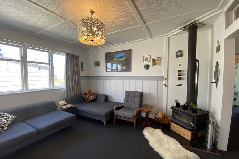 Photo of property in 7 Carey Street, Waitara, 4320