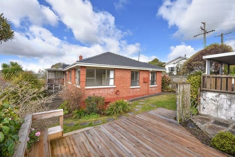 Photo of property in 45 Brownville Crescent, Maori Hill, Dunedin, 9010