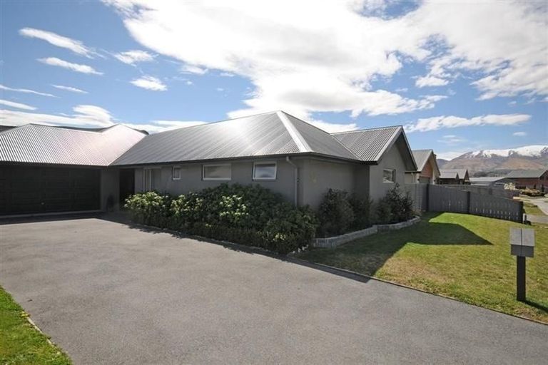 Photo of property in 23 Mavora Road, Lake Hayes, Queenstown, 9304