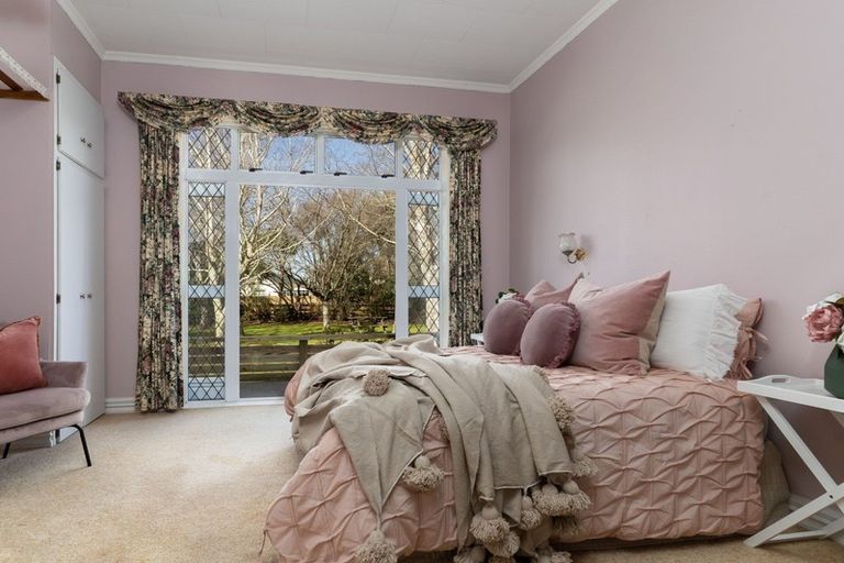 Photo of property in 33 Chester Road, Clareville, Carterton, 5791