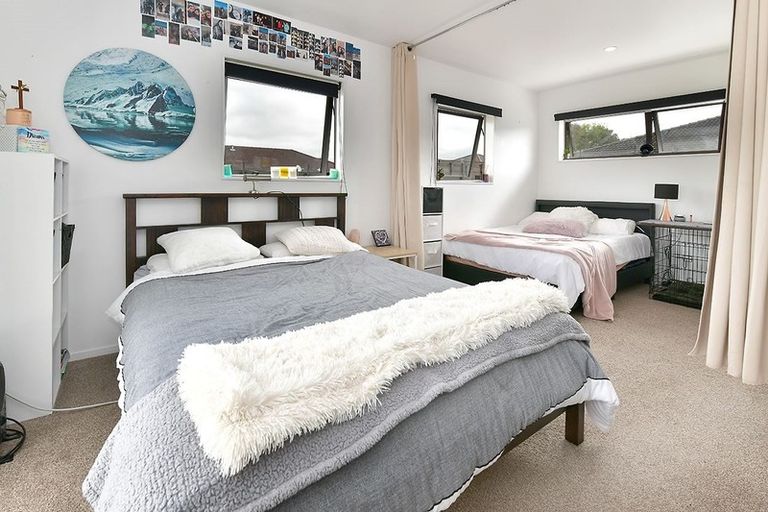 Photo of property in 29 Chic Gardens, Parakai, 0830