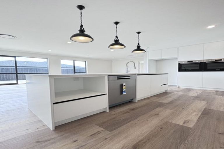 Photo of property in 75 Parish Drive, Wainui, 0932