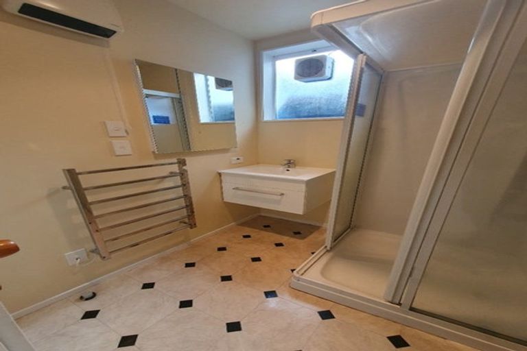 Photo of property in 259 The Terrace, Te Aro, Wellington, 6011