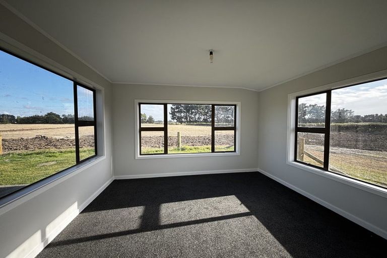 Photo of property in 60 Middle Road, Saint Andrews, Timaru, 7972