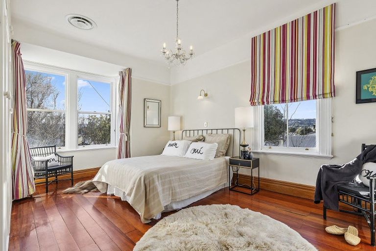 Photo of property in 52 Ira Street, Miramar, Wellington, 6022